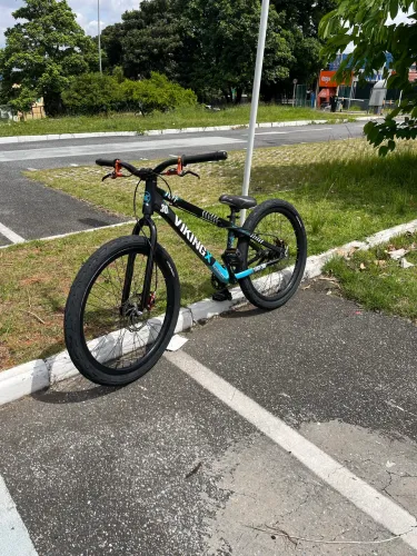 Bike viking tuff 30 muito nova!
