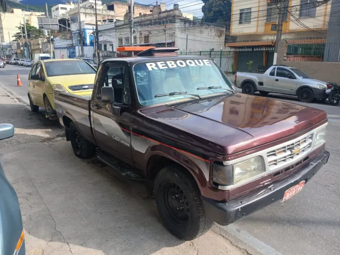 Chevrolet C-20 Custom de Luxe 4.1 1996