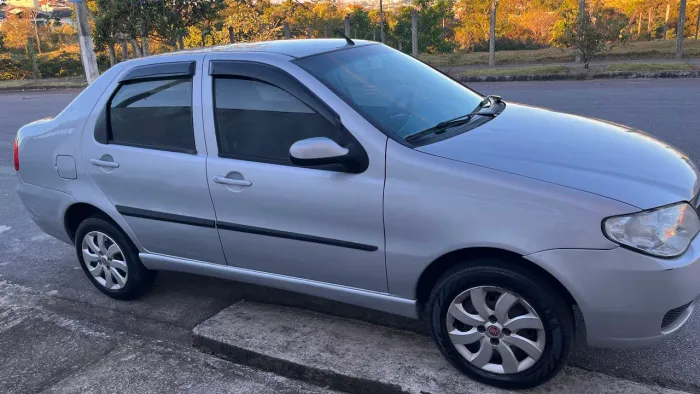 Fiat Siena Celebration 1.0 Fire Flex 8V 4P 2008