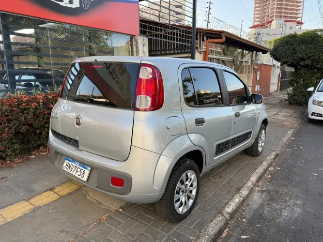 Fiat Uno Vivace/rua 1.0 EVO Fire Flex 8V 5P 2013