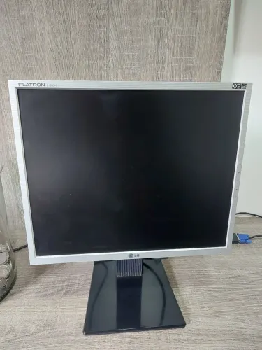 Monitor LG Flatron L1953 H