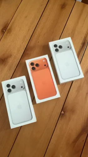iPhone 17 pro max
