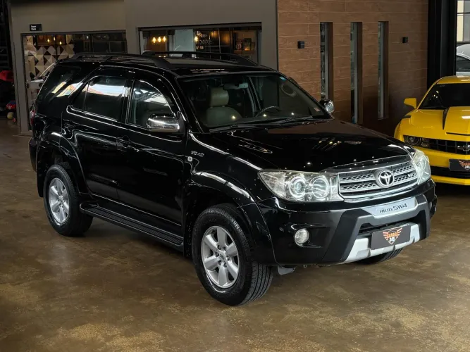 Toyota Hilux SW4 SRV 4X4 4.0 V6 24V Aut. 2009