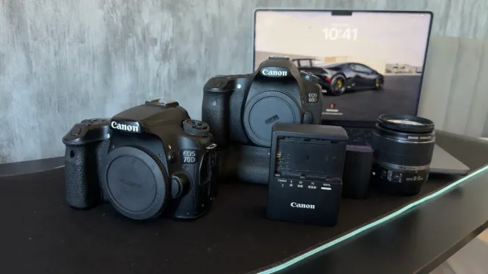Câmera Cânon 60d + Grip + Cânon 70d De Brinde Kit Dslr