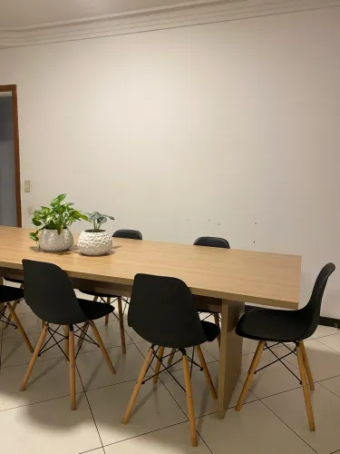 Mesa de Jantar 8 a 10 lugares MDF