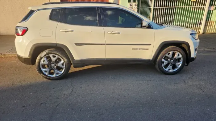 Jeep Compass Longitude 2.0 4X2 Flex 16V Aut. 2019