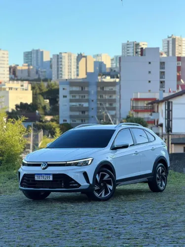 Volkswagen Nivus Highline 1.0 200 TSI Flex AUT 2026