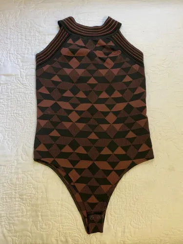 Body Regata de Gola Alta com Estampa Geométrica Tam P