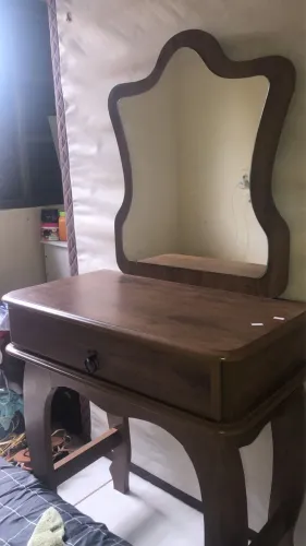 Penteadeira excelente