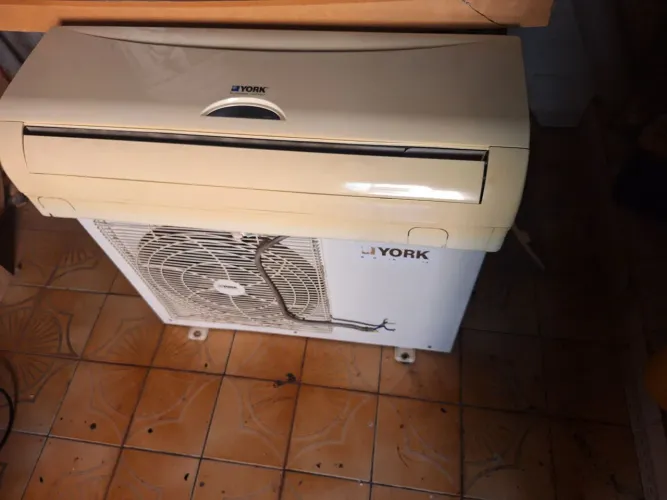 Ar condicionado