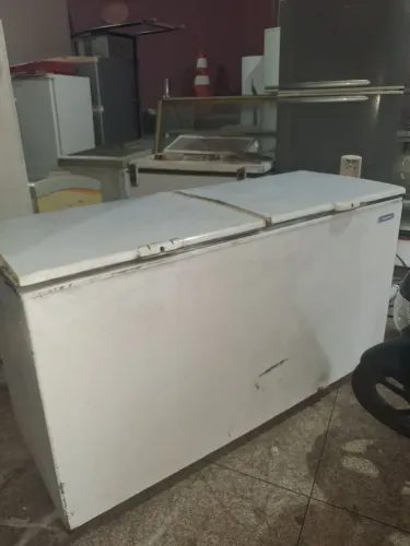 Frezzer horizontal grande 546 litros funcionando perfeitamente 1500
