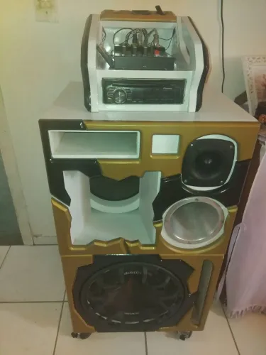 Vendo ou troco por ps4 pró ou ps5