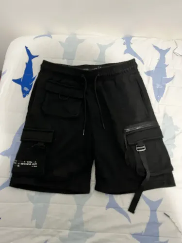 Short preto