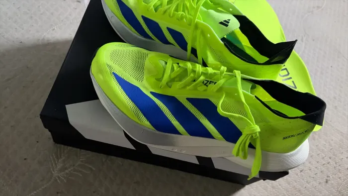 Tênis Adidas ADIZERO Drive
