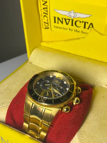 Relógio Invicta Cronógrafo Dourado (Original) - Com Caixa Completa - Usado