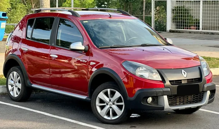 Renault Sandero Stepway Hi-power 1.6 8V 5P 2013