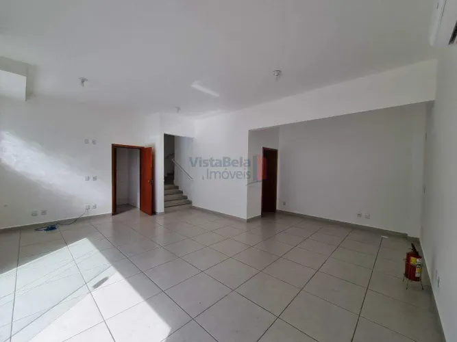 Ponto comercial para Locação no Centro de Pinda com Mezanino
