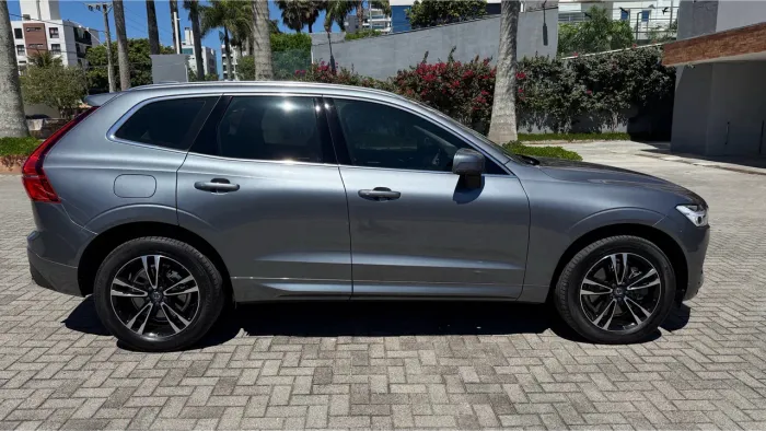 Volvo XC-60 XC 60 T-8 Híbrido Momentum 2.0 5P 2020