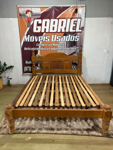 Cama de casal madeira maciça envernizada ((ENTREGO GRATIS))