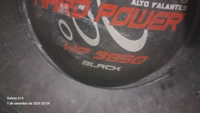 Vendo som automotivo, caixa trio