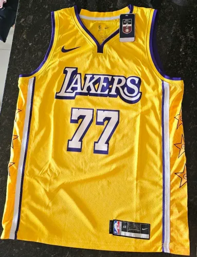 Camisa de Basquete - Lakers - Doncic G