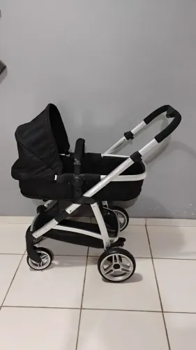 Carrinhos de bebê Moisés