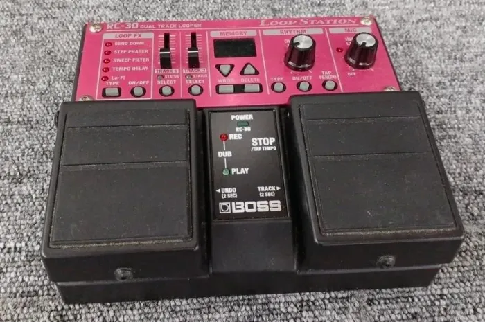 Pedal boss RC30