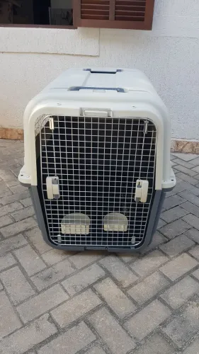 Caixa de transporte Pet Dogfly grande para cachorro. N° 6. Padrão IATA avião.