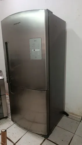 Vende-se geladeira inverte funcionando perfeitamente bem
