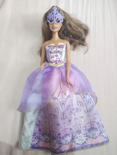 Barbie mosqueteira roxa