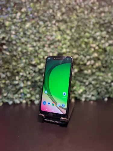 Moto G7 Play Dourado - Desbloqueado (Ideal p/ Uber, Trabalho ou Uso Diário)