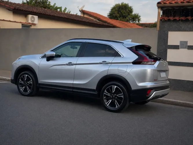 Mitsubishi Eclipse Cross HPE 1.5 16V 165cv AUT 2023