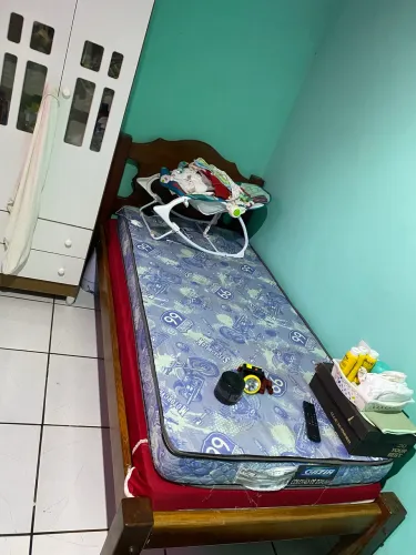 Cama de solteiro em ótimo estado solteirão