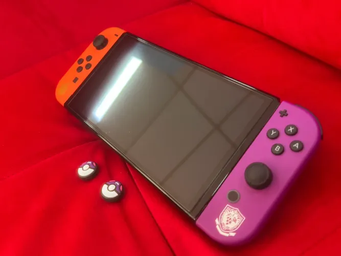NOVO! Nintendo Switch Oled 128gb desbloqueado - Pokémon Scarlet & Violet