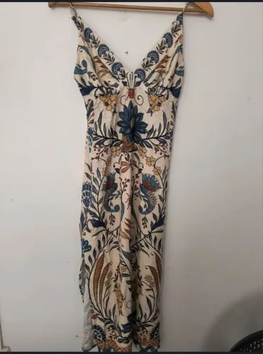 Vestido cropperd farm