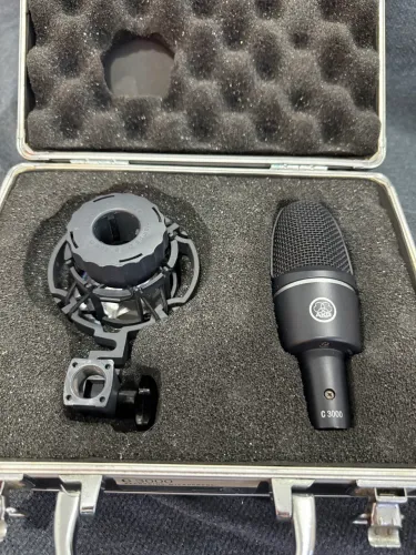 Microfone Condensador AKG C3000