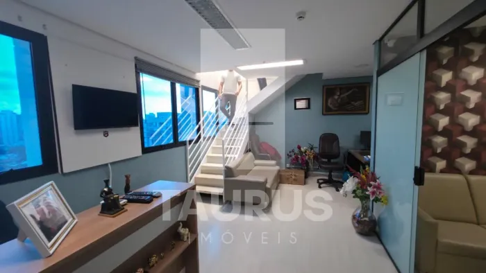 Sala comercial à venda, 3 salas, 2 Vagas, 77M², moema.