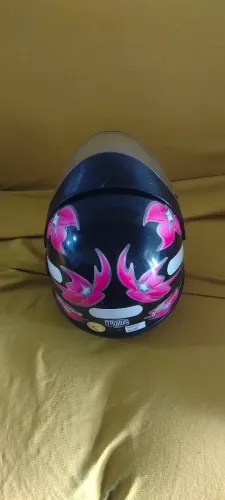 Capacete Tauros novinho número 56