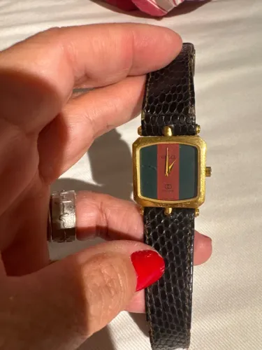 Relógio Gucci