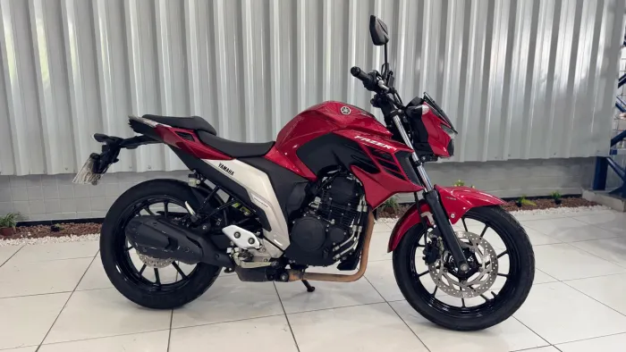 Yamaha Fazer 2023