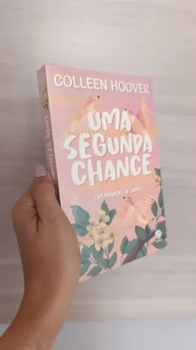 2 Livros Colleen Hoover (Um Caso Perdido + Uma Segunda Chance)