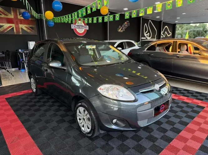 Fiat Palio Attractive 1.0 EVO Fire Flex 8V 5P 2013