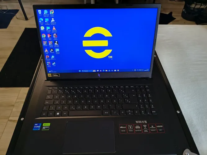 Notebook Gamer Acer Nitro V Anv15 i7 13ªG 32gb 512gb SSD RTX4050 15.6