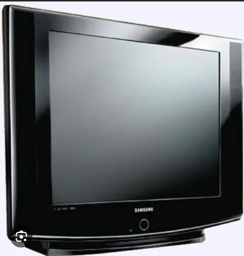 Vendo tv de tubo Samsung em ótimo estado, no precinho chama