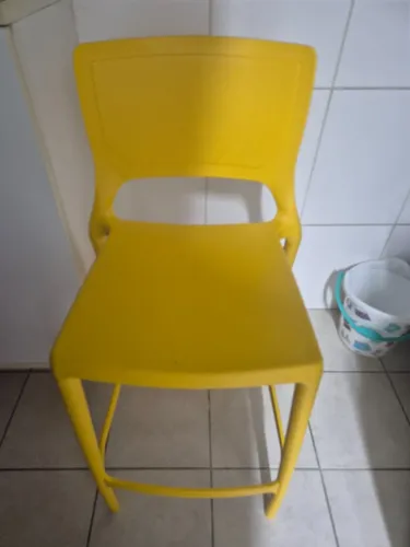 Banqueta Tramontina Plástica Empilháveis amarelo