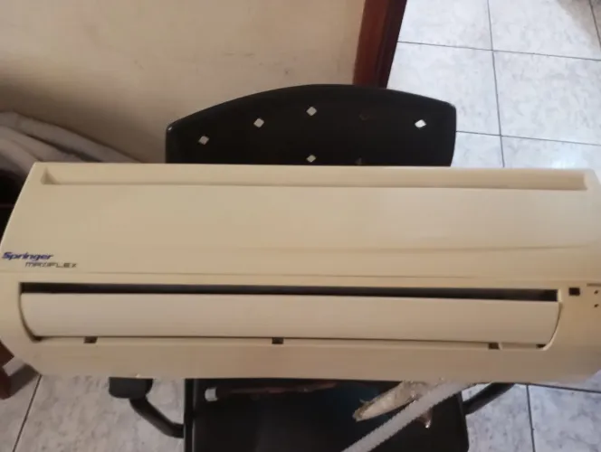 Evaporadora Split 9.000btu 220v convencional Springer