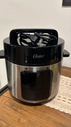 Panela de Pressão Elétrica OSTER 5.7L OPAN930
