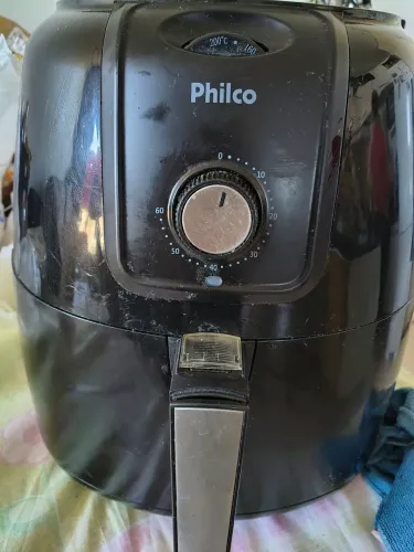 Airfryer e Forninho elétrico em ótimo estado.