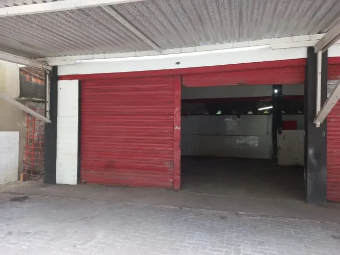 Galpão/Depósito/Armazém para venda com 700 metros quadrados em Matatu - Salvador - BA