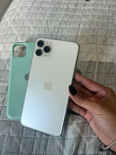 Vendo iPhone 11 Pro Max 